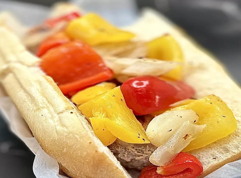 ENZO'S ORIGINAL SWEET ITALIAN SAUSAGE AND FRESH CUT PEPPER SANDWICH