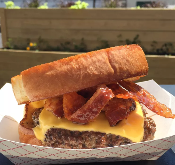 Bacon Cheeseburger