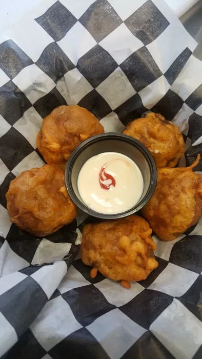 Deep fries beer battered mushrooms