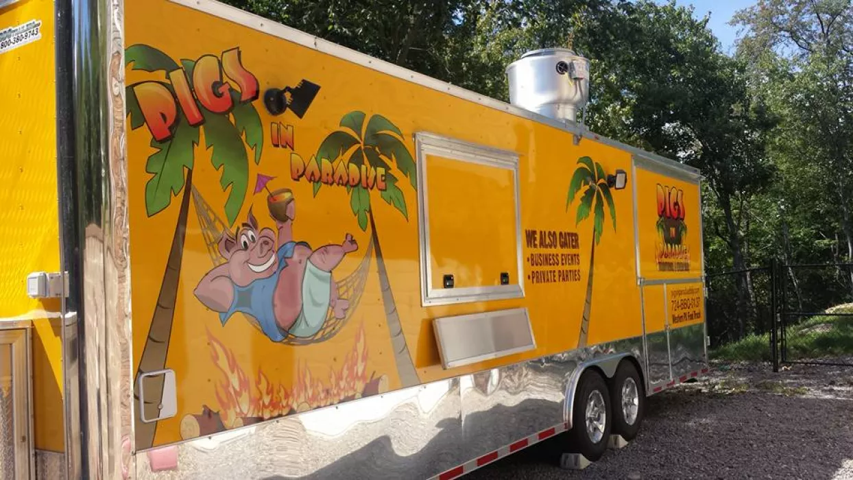 Pigs In Paradise Food Truck