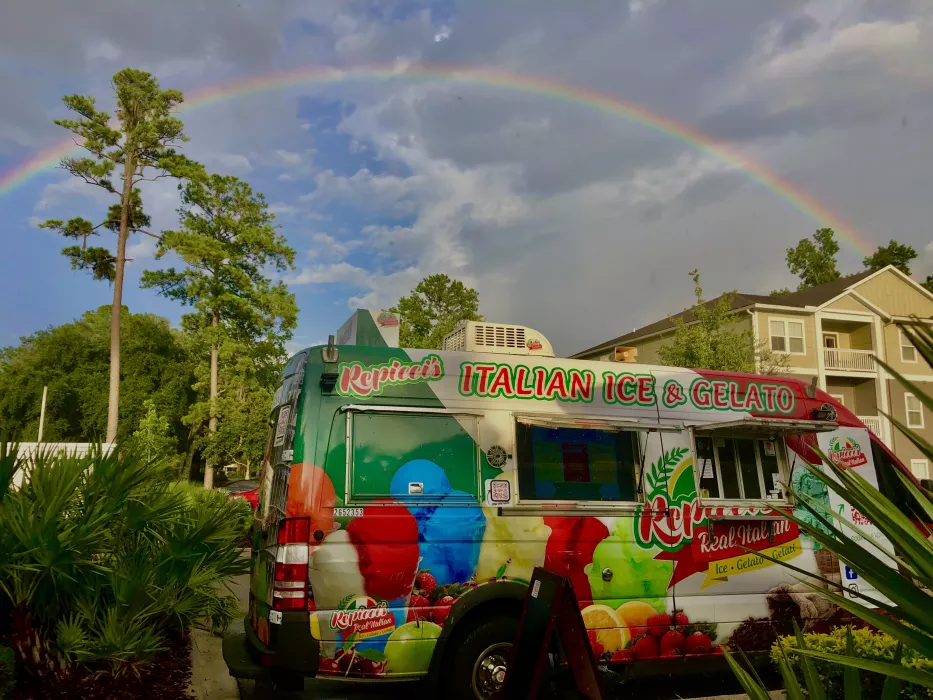 Its always a beautiful day at our truck!