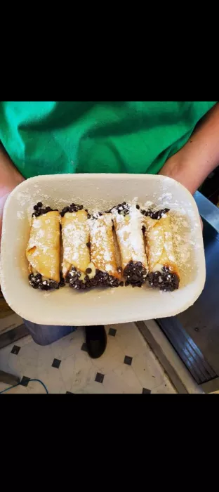 Homemade Sicillian Cannolis